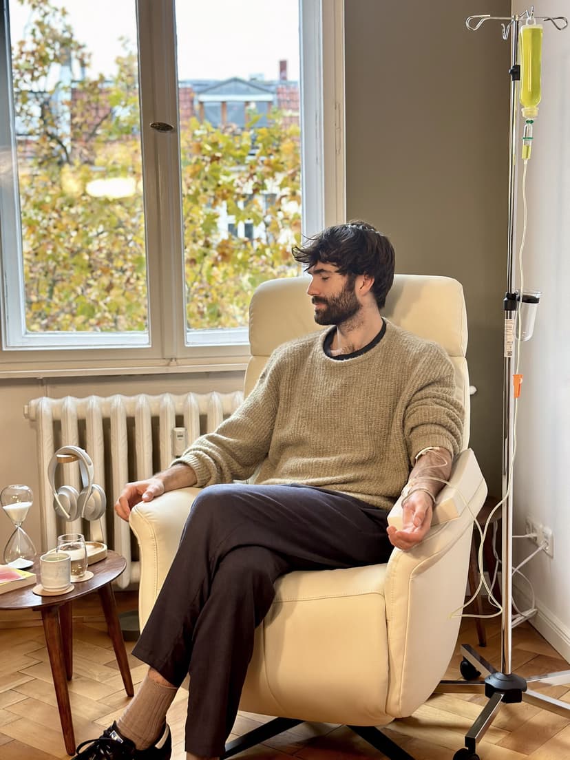 Modern clinic treatment room